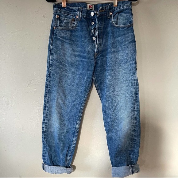Levi's Classic Blue Straight Leg Jeans - Picture 1 of 7